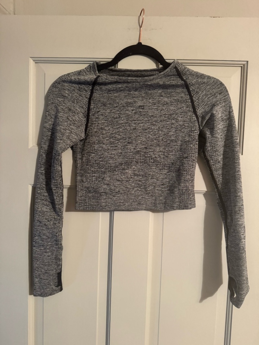 PINK Victoria's Secret Heather Gray Cropped Long-Sleeve Top